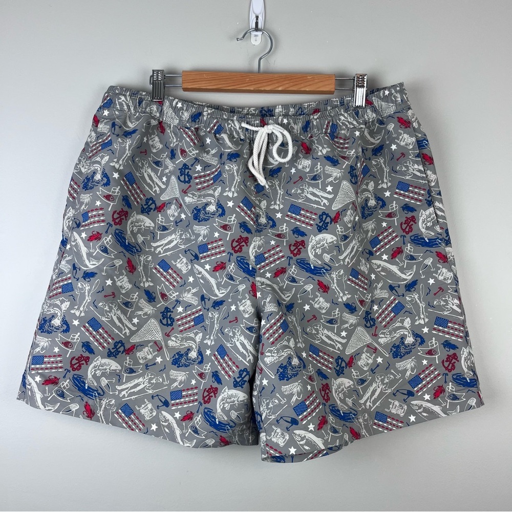 Magellan Outdoors Fish Gear Gray Americana Patriotic Flag Shorts 4th of July XL